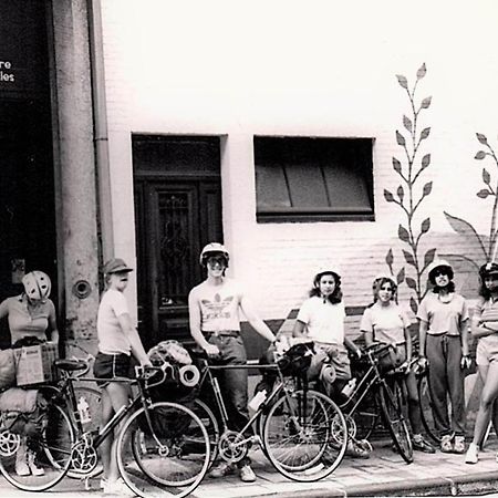Van Gogh Youth Hostel City Centre Saint-Josse-ten-Noode Bagian luar foto
