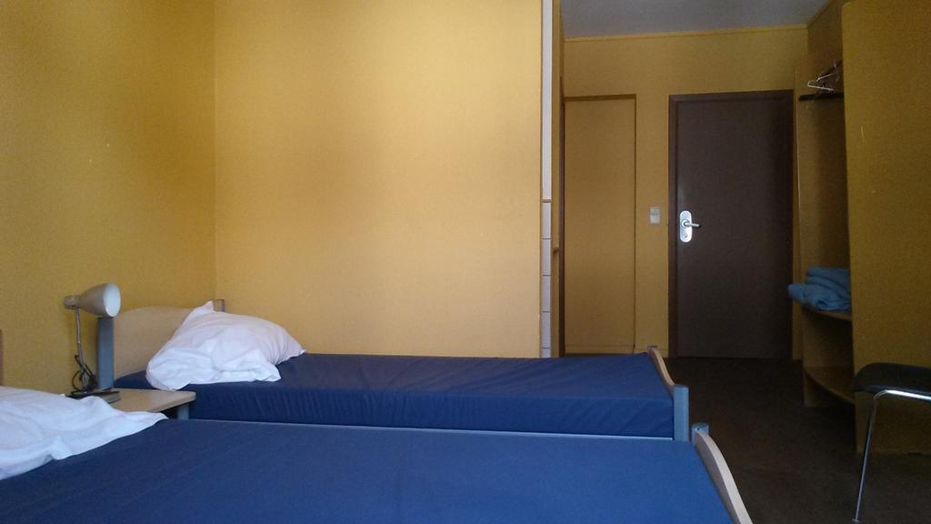 Van Gogh Youth Hostel City Centre Saint-Josse-ten-Noode Bagian luar foto