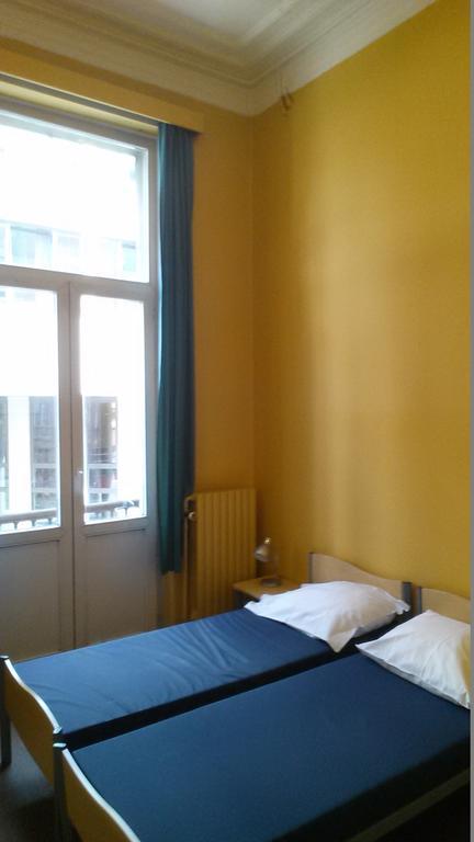Van Gogh Youth Hostel City Centre Saint-Josse-ten-Noode Bagian luar foto