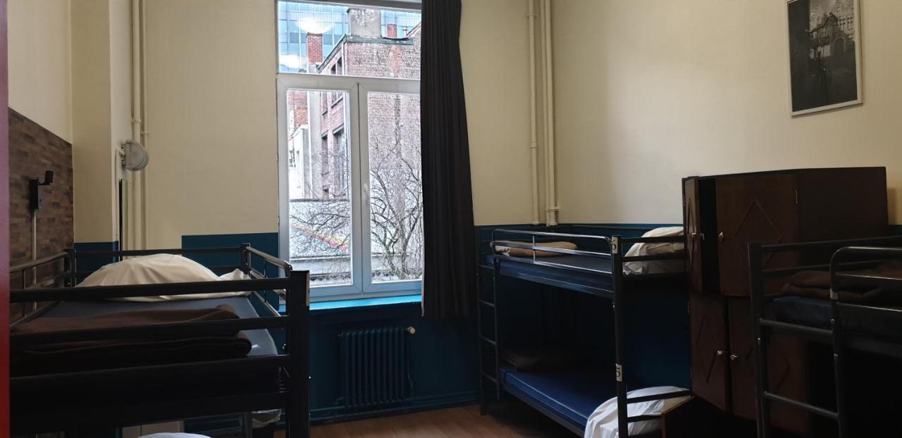 Van Gogh Youth Hostel City Centre Saint-Josse-ten-Noode Bagian luar foto